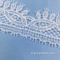 White Bridal Lace Trim Tebal oleh Yard